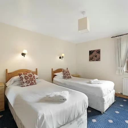 Bank View Barn At Pound Farm *